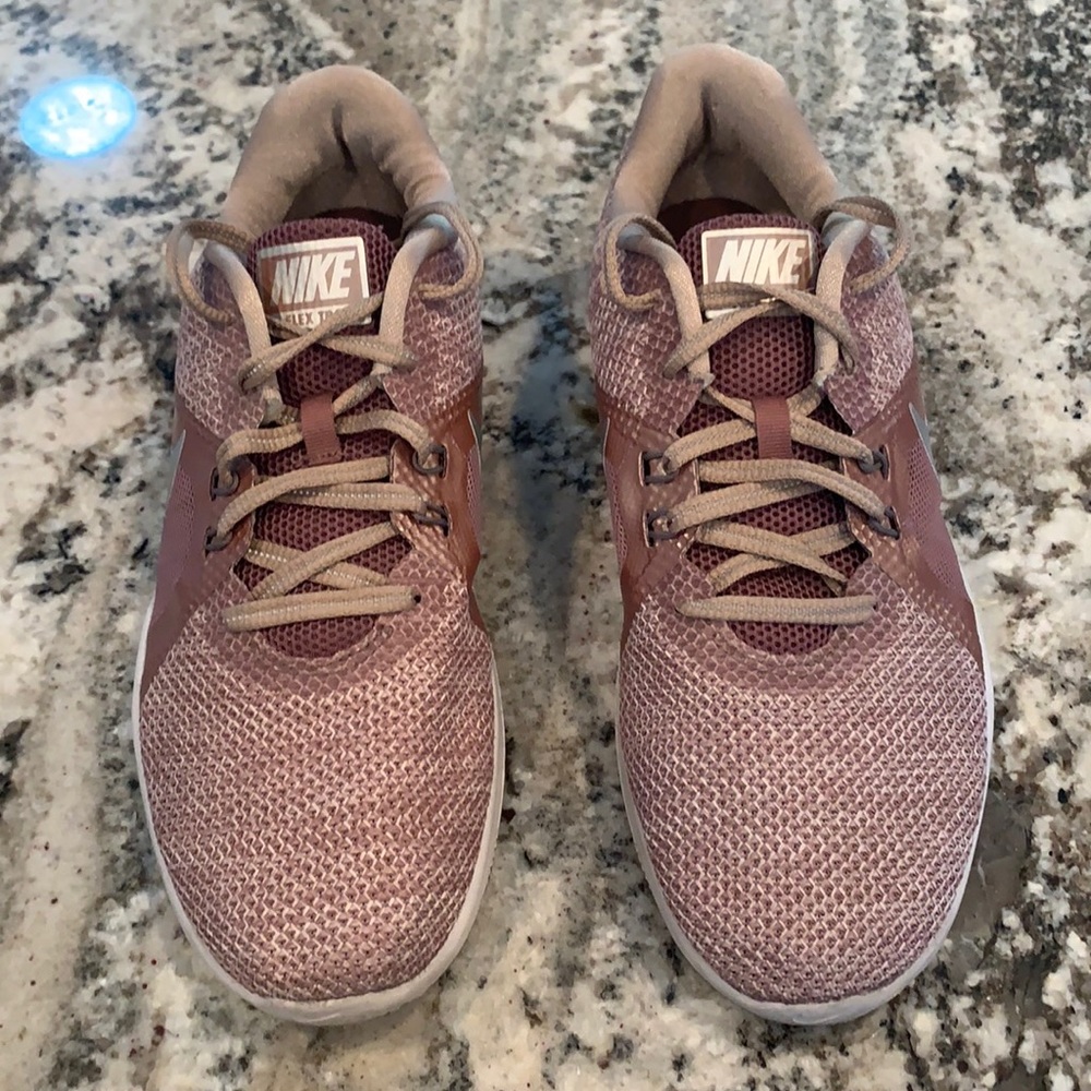 NEW Nike Flex TR8 Training - W9.5